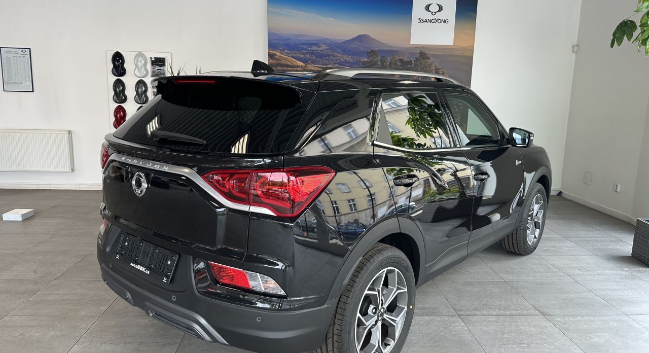 KGM Korando LAK FWD MT 1