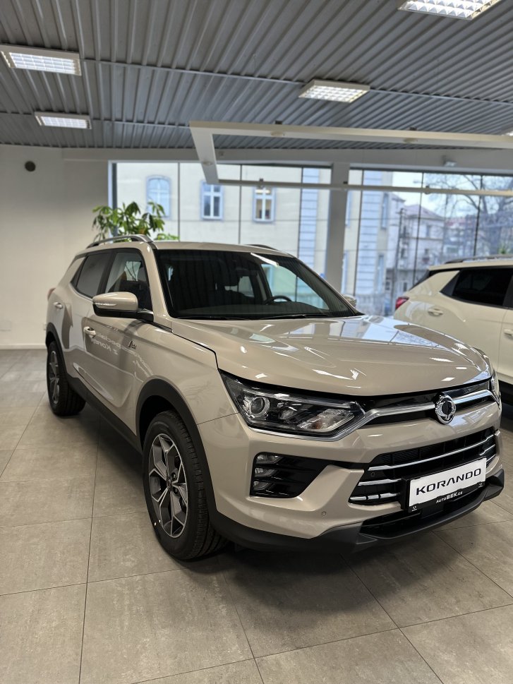 KGM Korando EBL FWD MT 3