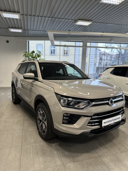 KGM Korando EBL FWD MT 3